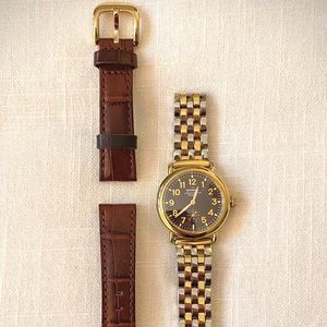 Shinola 36mm Runwell Burgundy Dial